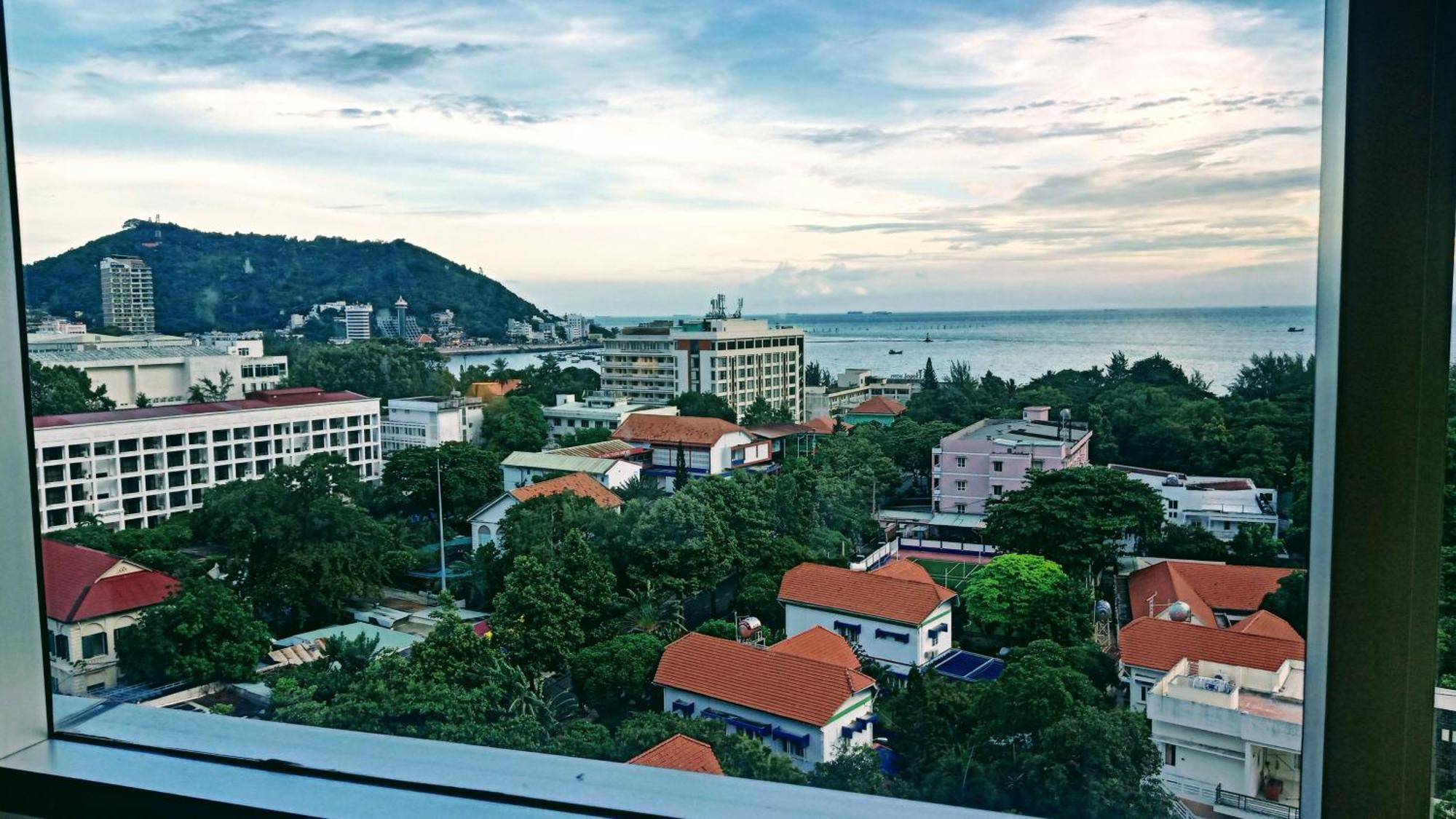 Petro Hotel Vung Tau Exterior photo
