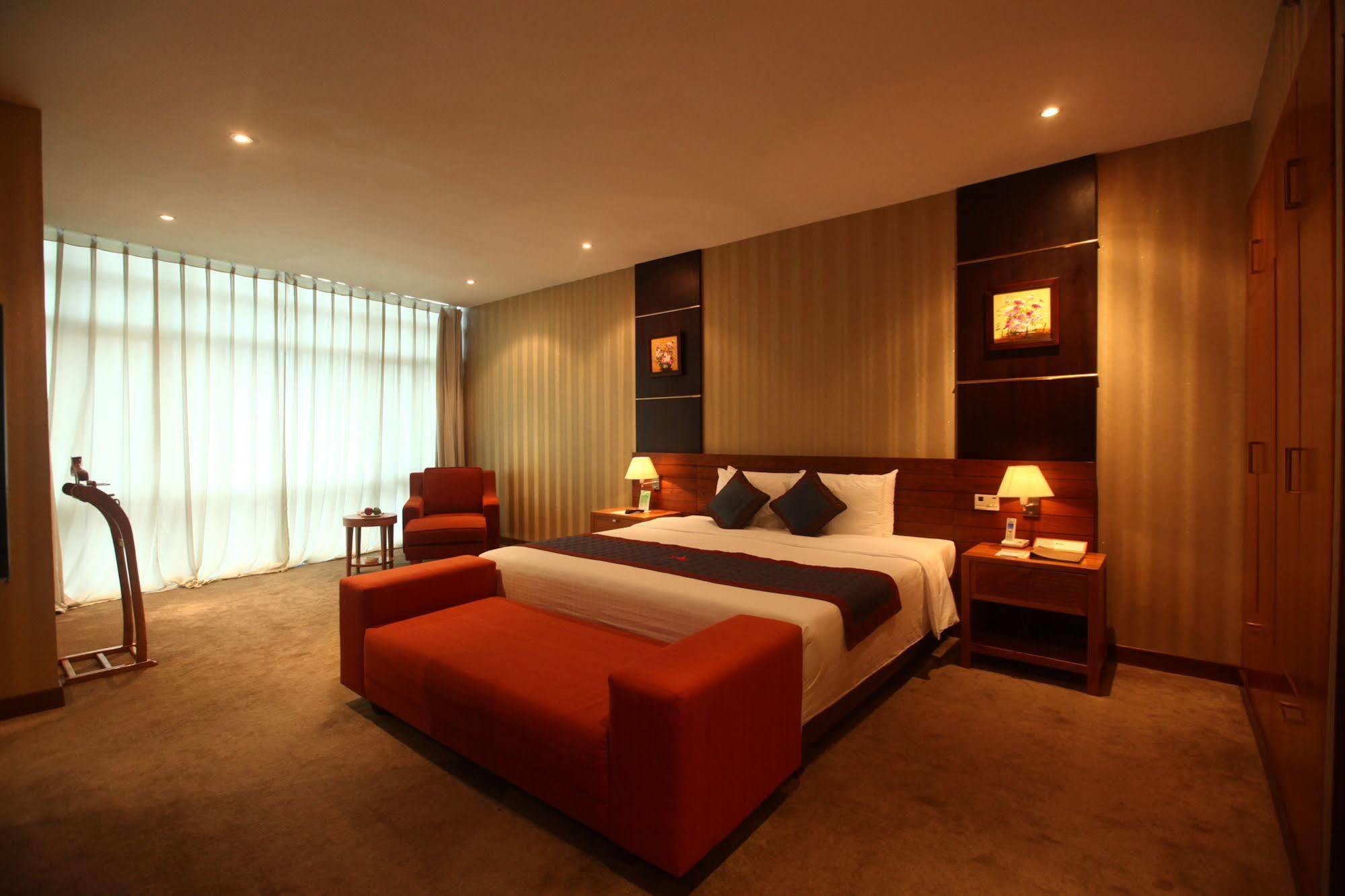 Petro Hotel Vung Tau Exterior photo