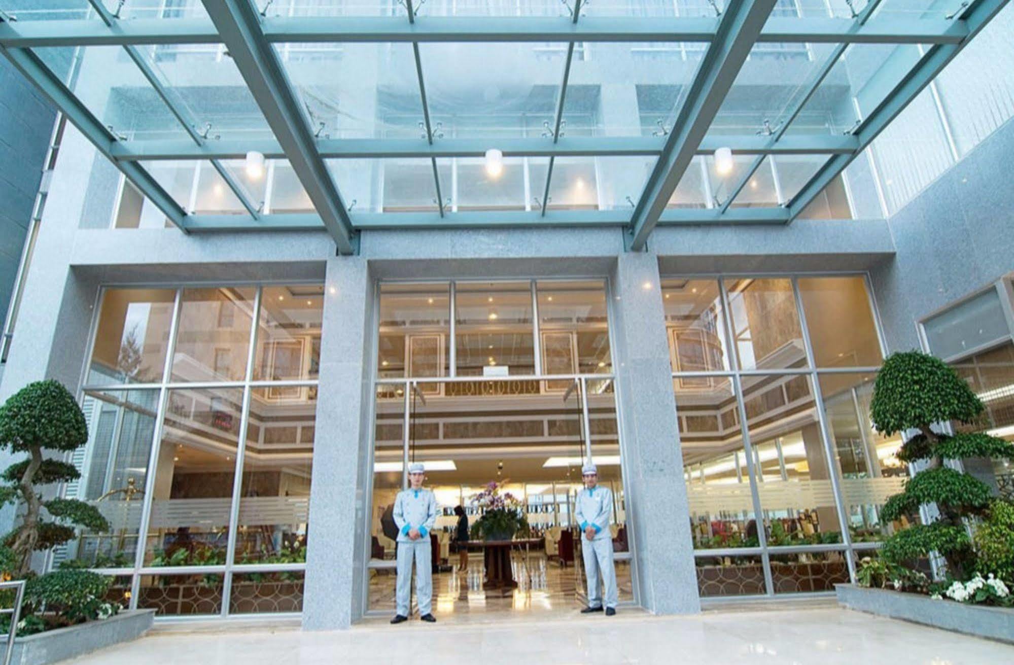Petro Hotel Vung Tau Exterior photo